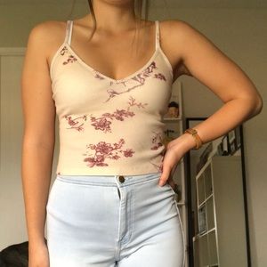 **RARE** brandy Melville crop top
